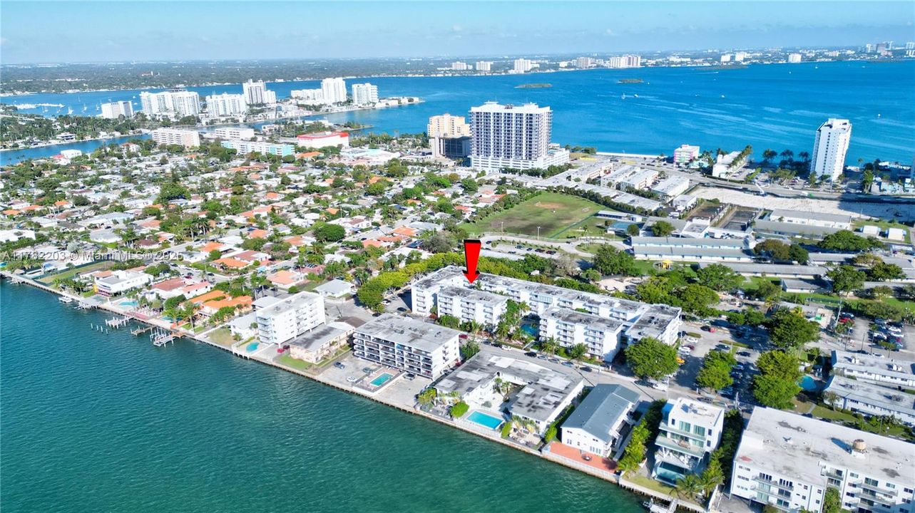 Recently Rented: $3,300 (3 beds, 2 baths, 1240 Square Feet)