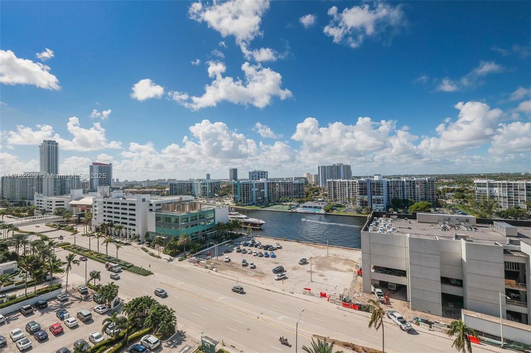 Recently Sold: $1,749,000 (3 beds, 3 baths, 2308 Square Feet)