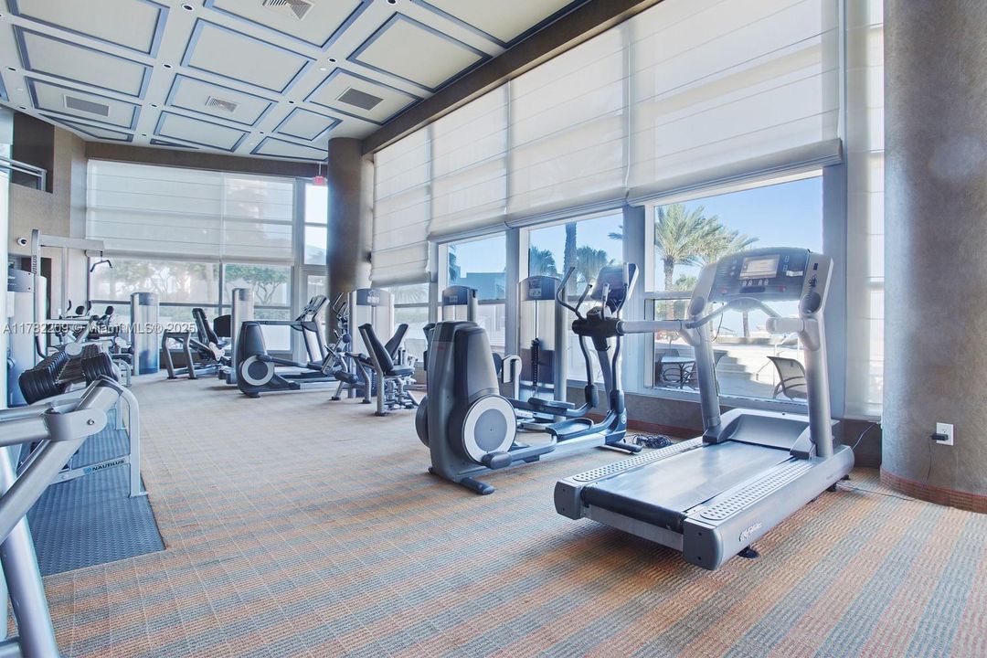 Recently Sold: $1,749,000 (3 beds, 3 baths, 2308 Square Feet)