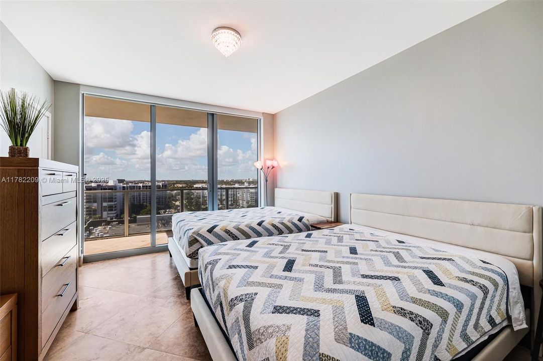 Recently Sold: $1,749,000 (3 beds, 3 baths, 2308 Square Feet)