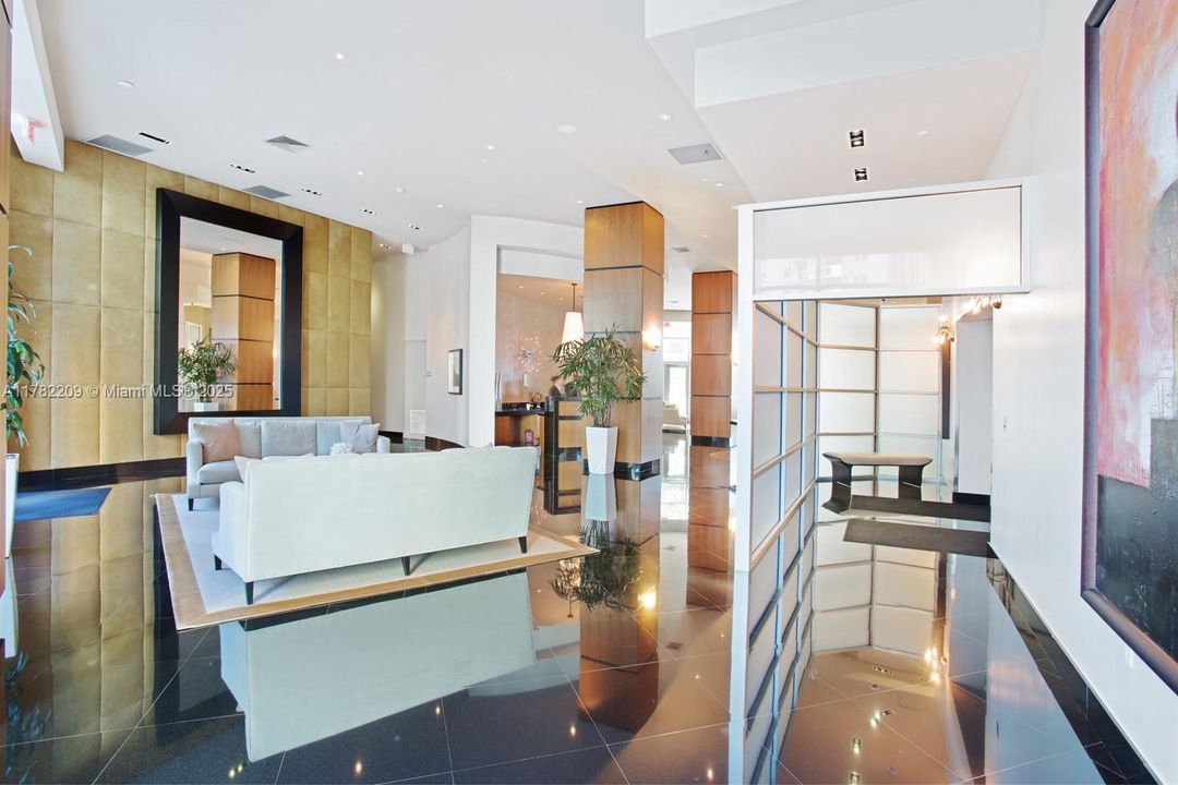 Recently Sold: $1,749,000 (3 beds, 3 baths, 2308 Square Feet)