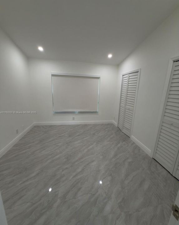 Недавно продано: $1,675,000 (5 спален, 3 ванн, 2150 Квадратных фут)