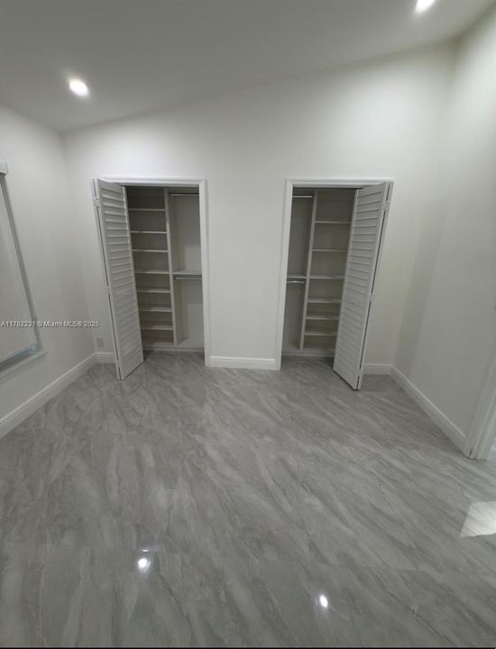 Недавно продано: $1,675,000 (5 спален, 3 ванн, 2150 Квадратных фут)