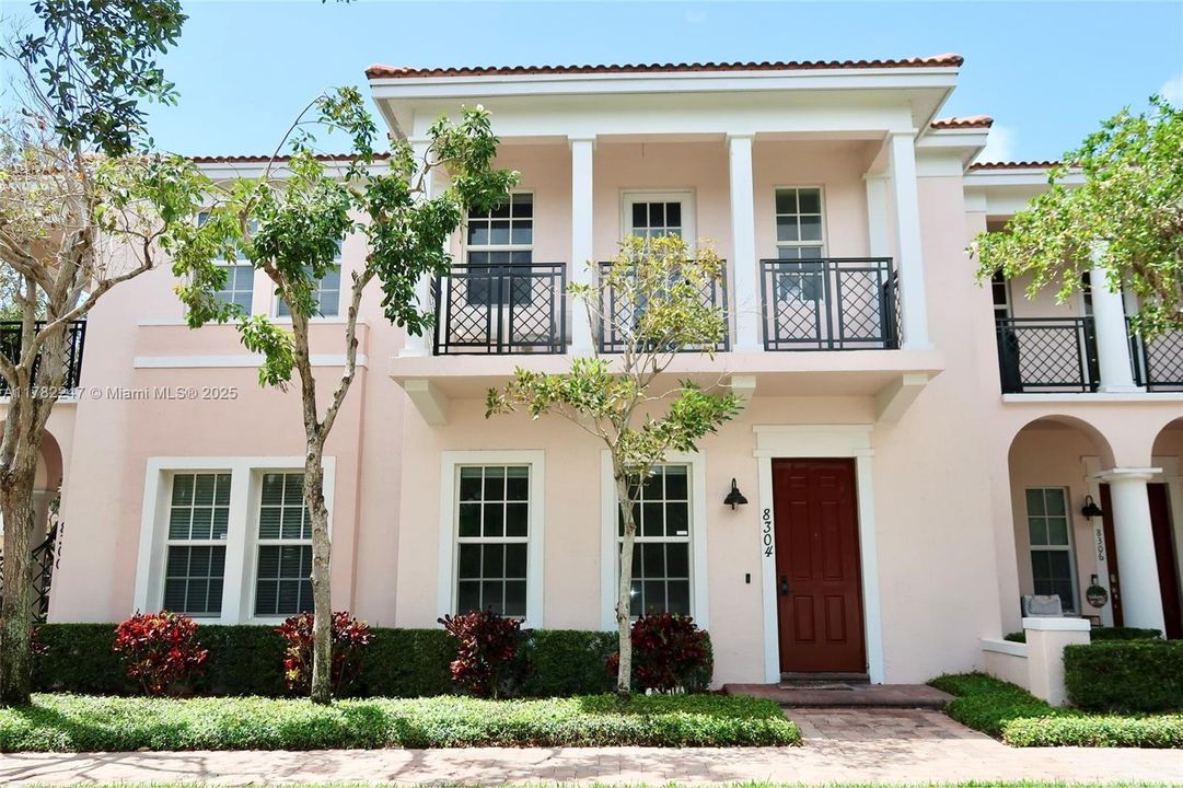 Недавно арендовано: $4,550 (3 спален, 2 ванн, 2092 Квадратных фут)