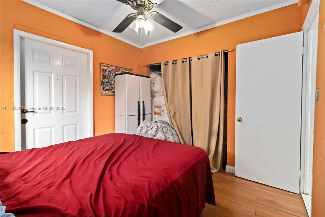 最近售出: $425,000 (4 贝兹, 2 浴室, 1268 平方英尺)