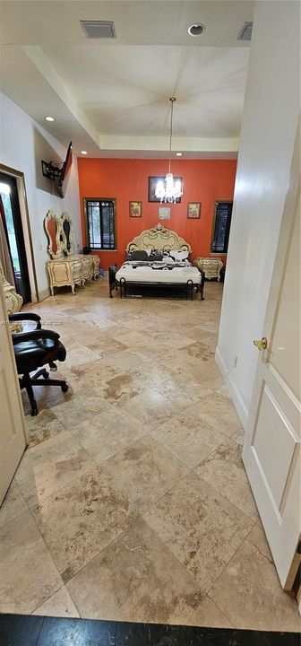 На продажу: $1,350,000 (5 спален, 5 ванн, 4081 Квадратных фут)