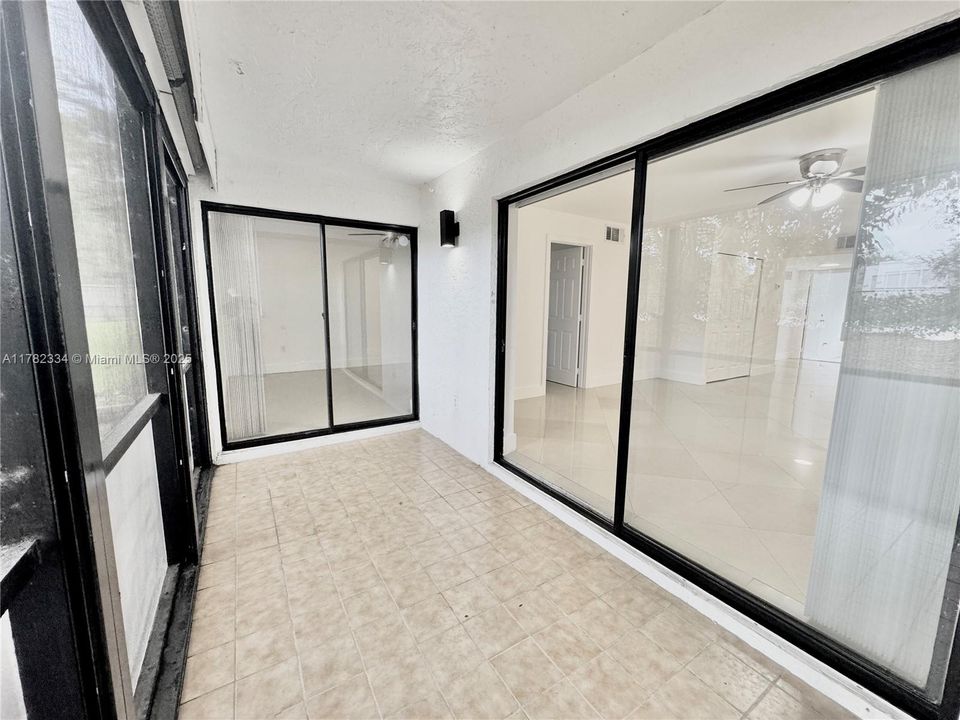 Recently Sold: $290,000 (2 beds, 2 baths, 1080 Square Feet)