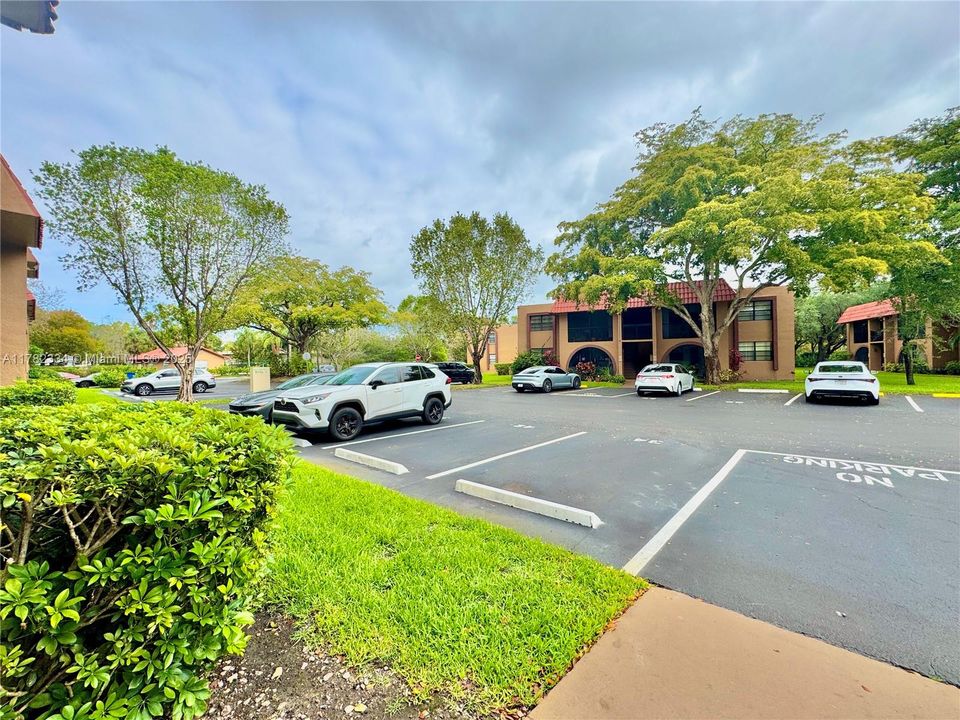 Recently Sold: $290,000 (2 beds, 2 baths, 1080 Square Feet)