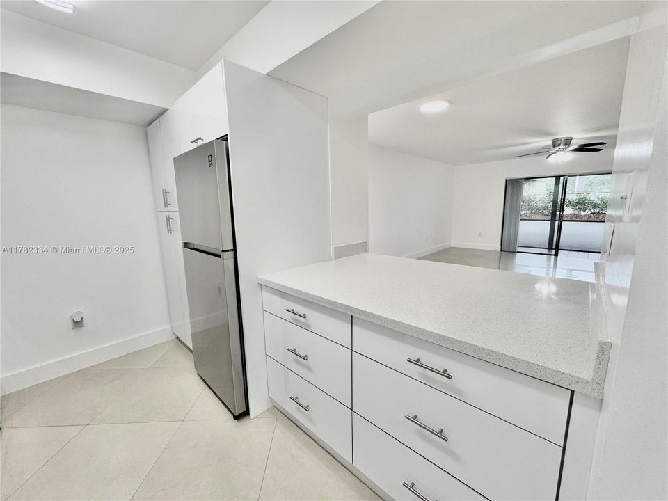 Recently Sold: $290,000 (2 beds, 2 baths, 1080 Square Feet)