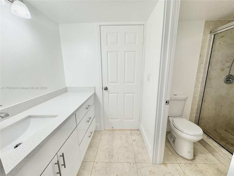 Recently Sold: $290,000 (2 beds, 2 baths, 1080 Square Feet)