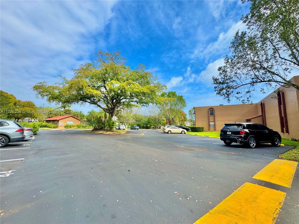 Recently Sold: $290,000 (2 beds, 2 baths, 1080 Square Feet)