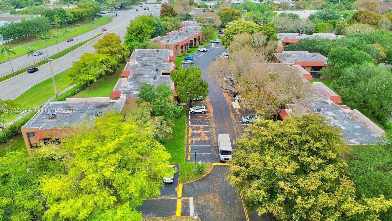 Recently Sold: $290,000 (2 beds, 2 baths, 1080 Square Feet)