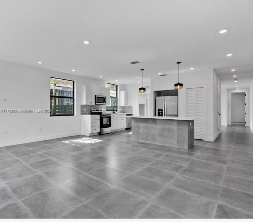 Vendido Recientemente: $1,695,000 (0 camas, 0 baños, 5188 Pies cuadrados)