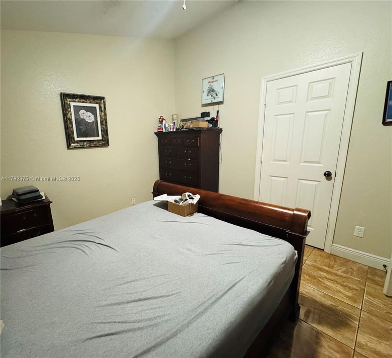 Activo con contrato: $265,900 (3 camas, 2 baños, 0 Pies cuadrados)