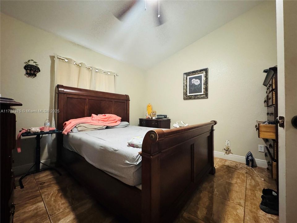 Activo con contrato: $265,900 (3 camas, 2 baños, 0 Pies cuadrados)