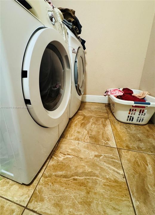 Activo con contrato: $265,900 (3 camas, 2 baños, 0 Pies cuadrados)