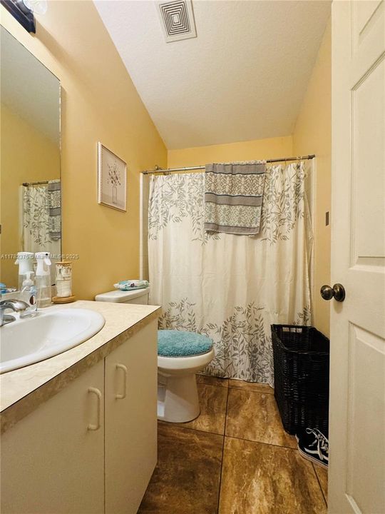 Activo con contrato: $265,900 (3 camas, 2 baños, 0 Pies cuadrados)