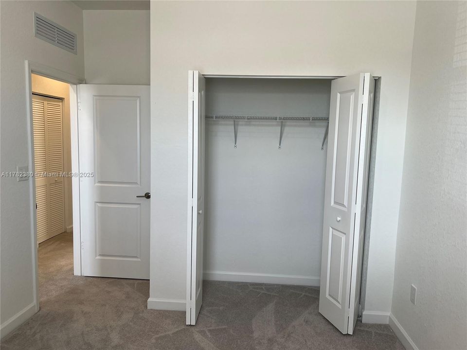 最近租的: $3,800 (4 贝兹, 2 浴室, 1983 平方英尺)