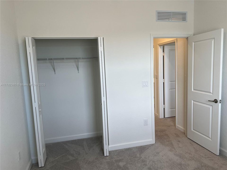 最近租的: $3,800 (4 贝兹, 2 浴室, 1983 平方英尺)