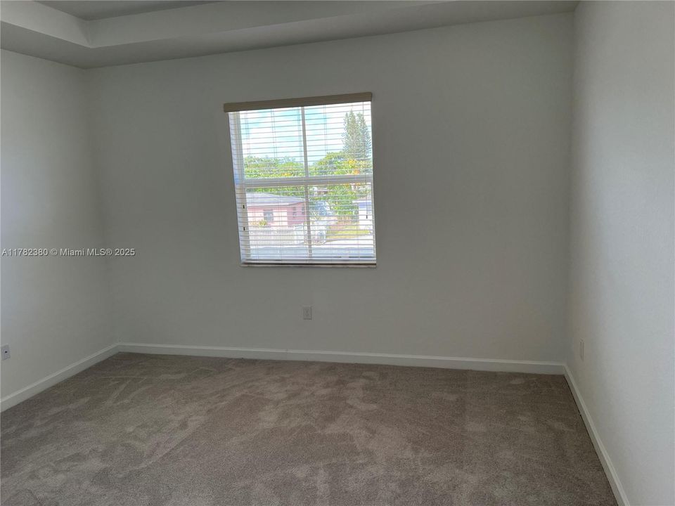 最近租的: $3,800 (4 贝兹, 2 浴室, 1983 平方英尺)