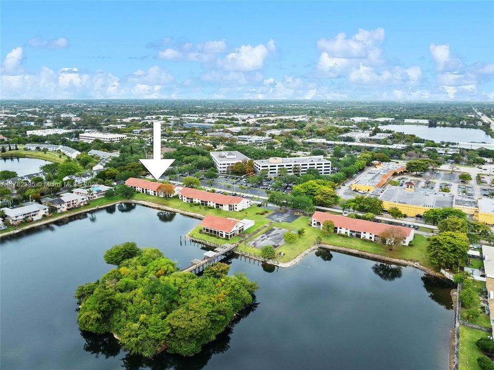 Vendido Recientemente: $199,000 (2 camas, 2 baños, 1075 Pies cuadrados)