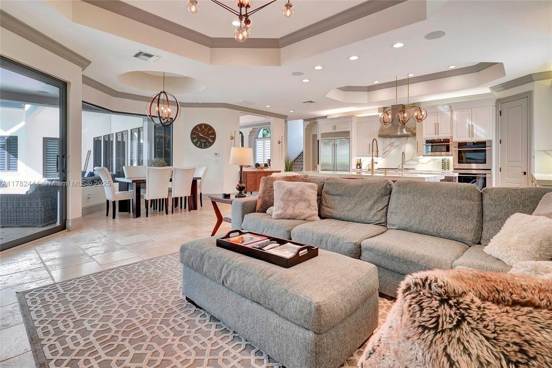 For Sale: $5,849,000 (6 beds, 4 baths, 0 Square Feet)