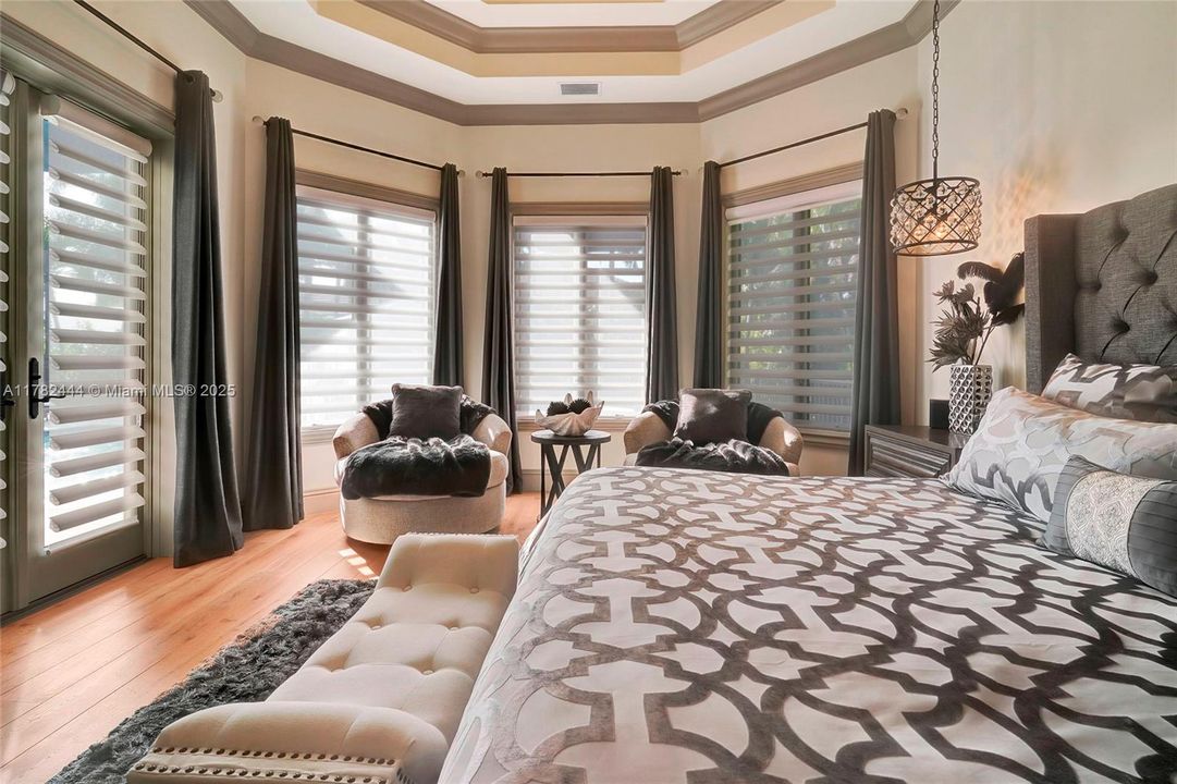 For Sale: $5,849,000 (6 beds, 4 baths, 0 Square Feet)