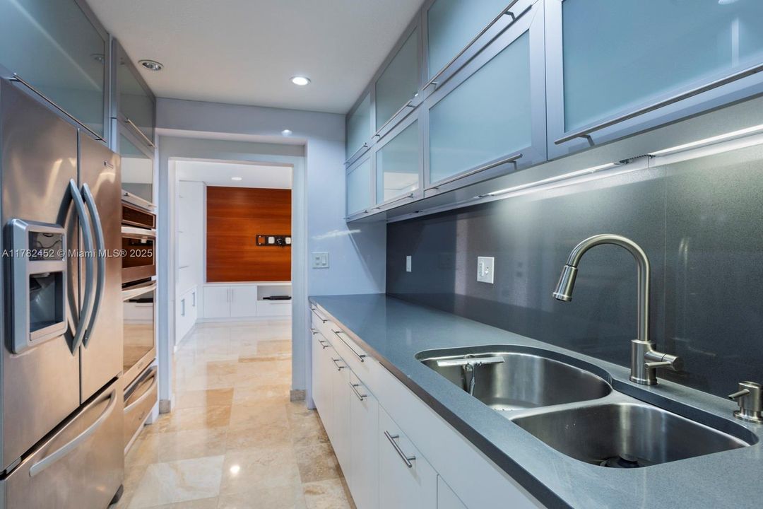 Недавно арендовано: $4,450 (2 спален, 2 ванн, 1373 Квадратных фут)