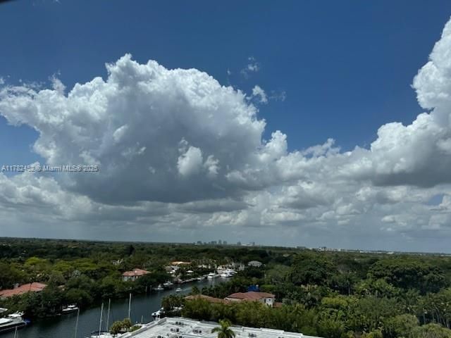 Недавно арендовано: $4,450 (2 спален, 2 ванн, 1373 Квадратных фут)