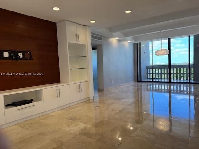 Недавно арендовано: $4,450 (2 спален, 2 ванн, 1373 Квадратных фут)