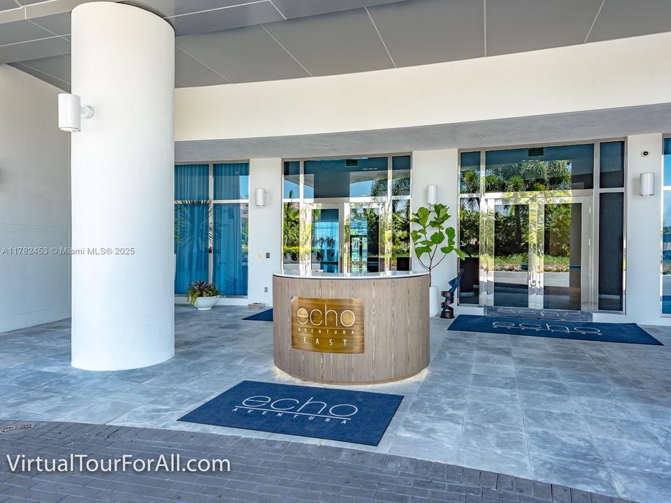 For Sale: $2,050,000 (3 beds, 4 baths, 2599 Square Feet)