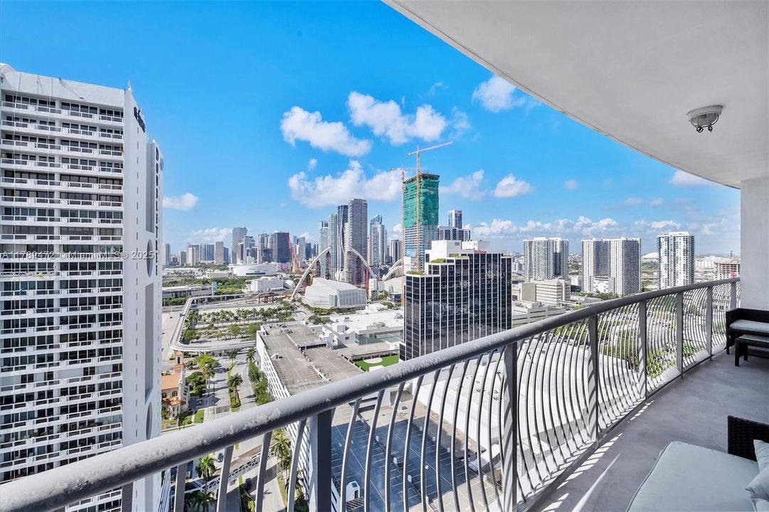 На продажу: $359,000 (1 спален, 1 ванн, 821 Квадратных фут)