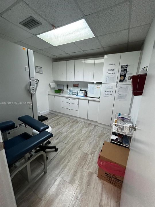 Recently Sold: $4,400 (0 beds, 0 baths, 0 Square Feet)