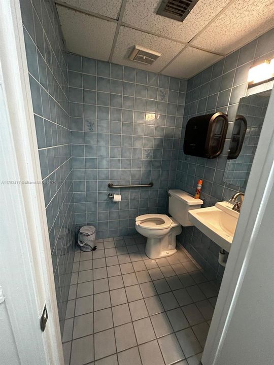 Recently Sold: $4,400 (0 beds, 0 baths, 0 Square Feet)