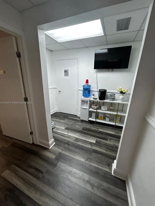 Recently Sold: $4,400 (0 beds, 0 baths, 0 Square Feet)