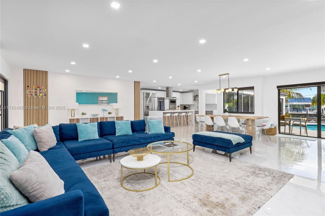 Recently Sold: $2,249,000 (4 beds, 4 baths, 2381 Square Feet)