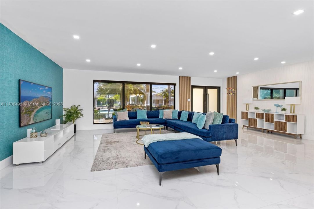 Recently Sold: $2,249,000 (4 beds, 4 baths, 2381 Square Feet)