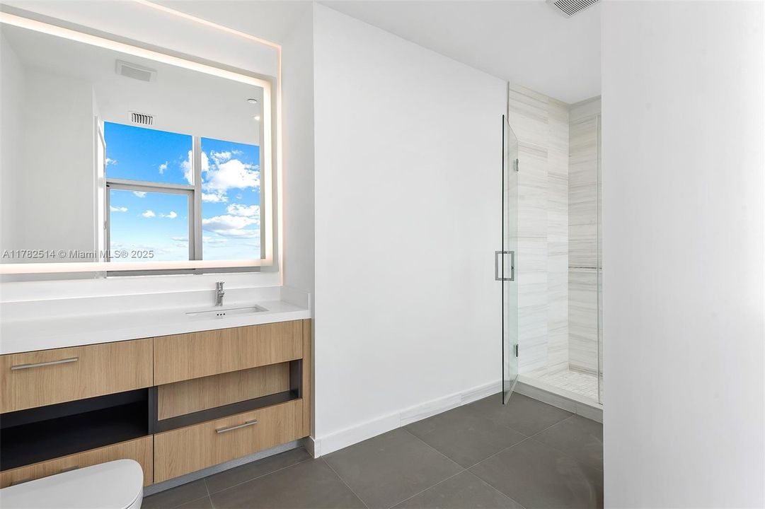 For Sale: $6,990,000 (4 beds, 5 baths, 4375 Square Feet)