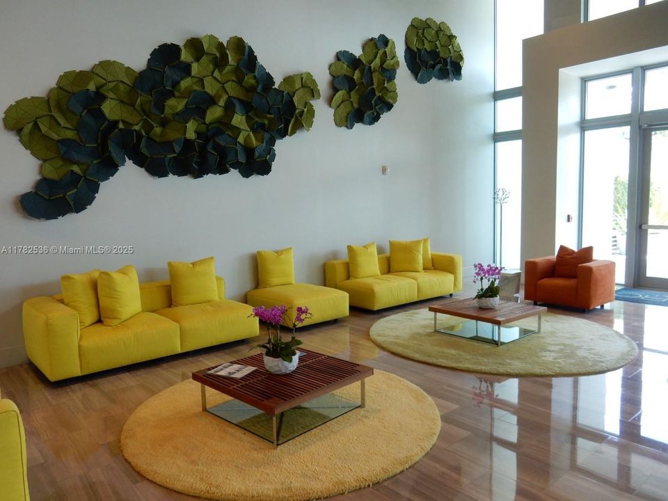 Недавно продано: $495,000 (1 спален, 2 ванн, 716 Квадратных фут)