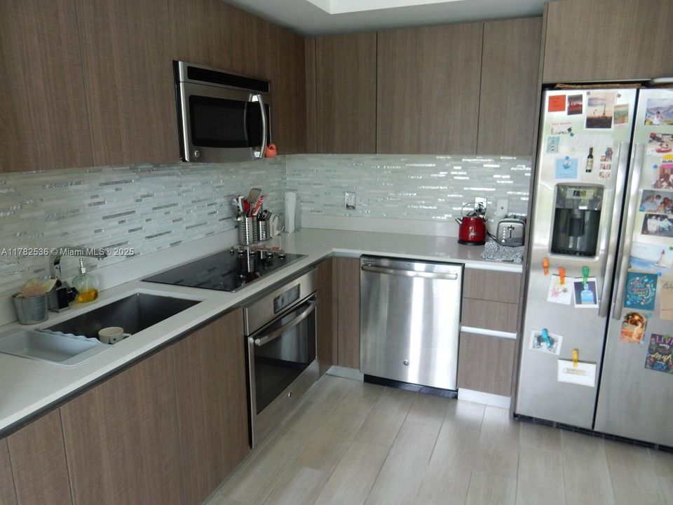 Недавно продано: $495,000 (1 спален, 2 ванн, 716 Квадратных фут)