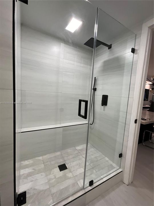 Vendido Recientemente: $359,000 (2 camas, 2 baños, 1106 Pies cuadrados)