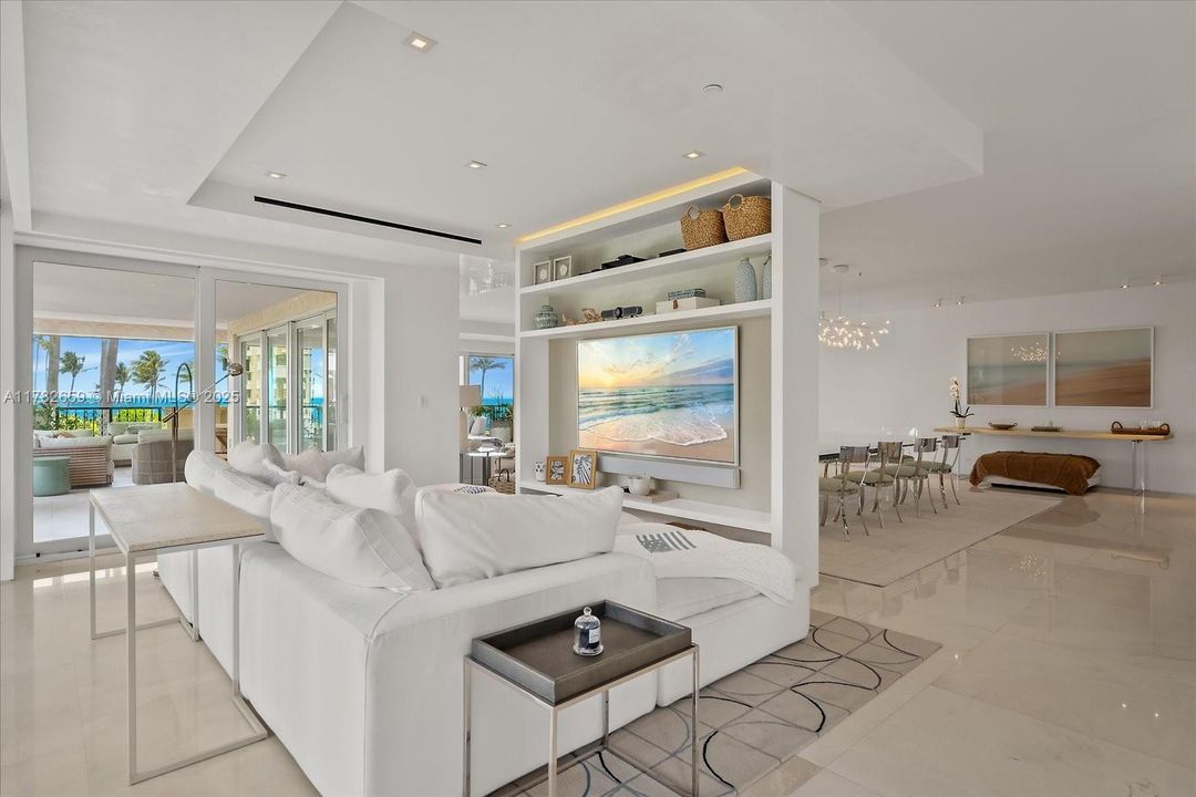 For Sale: $11,500,000 (4 beds, 3 baths, 3580 Square Feet)
