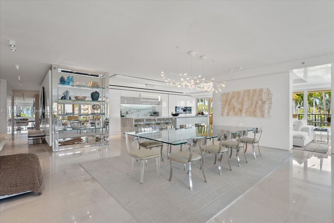 For Sale: $11,500,000 (4 beds, 3 baths, 3580 Square Feet)
