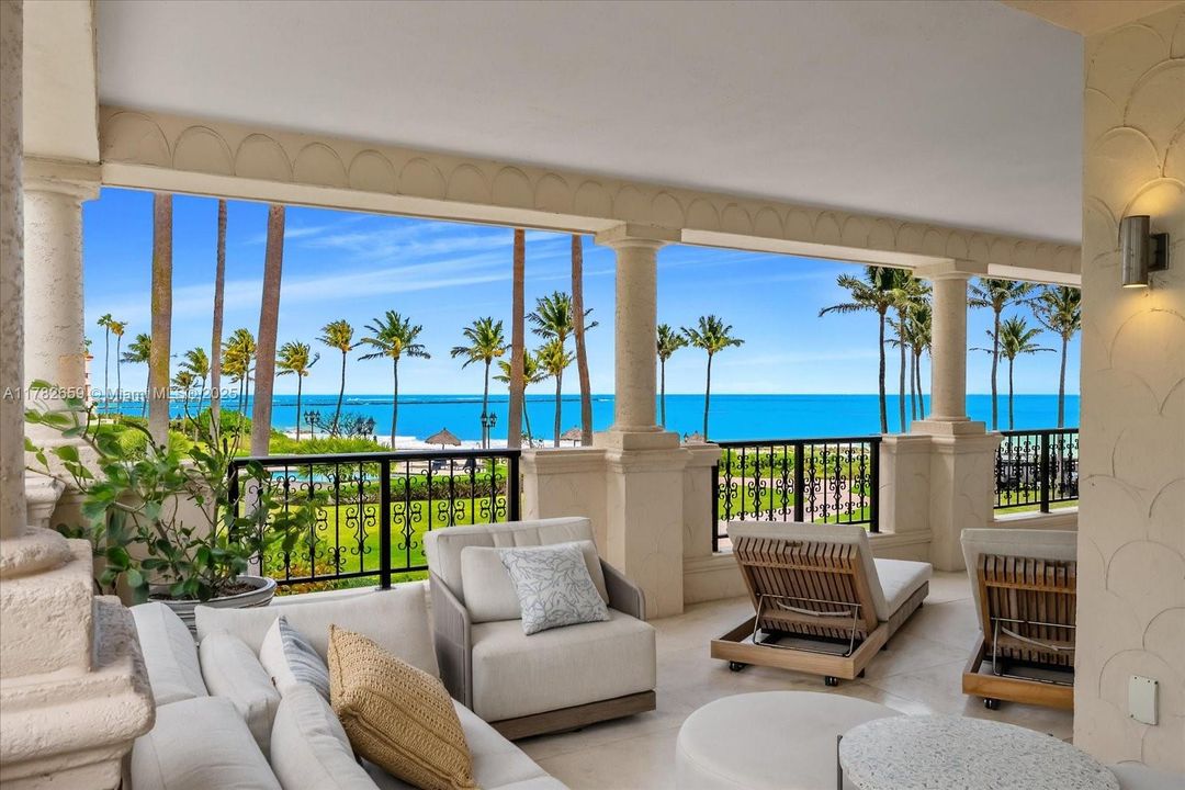 For Sale: $11,500,000 (4 beds, 3 baths, 3580 Square Feet)