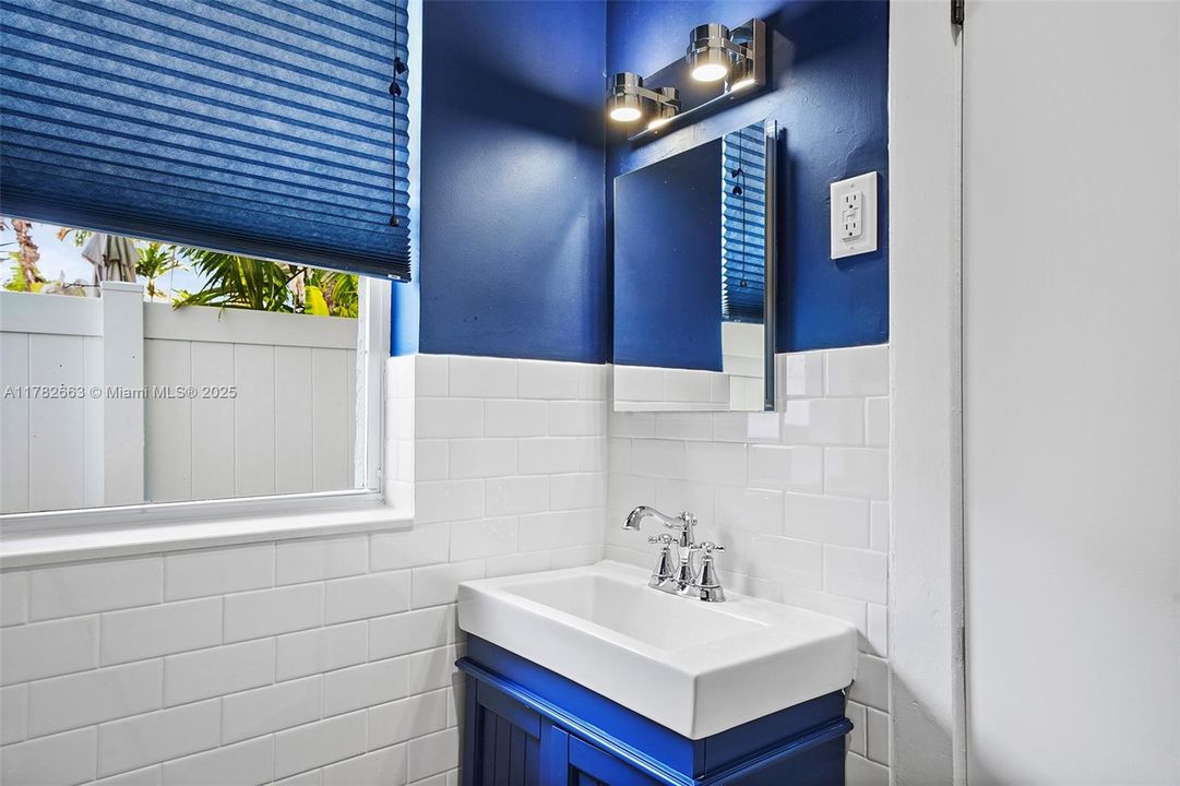 Ground Floor Suite Bathroom