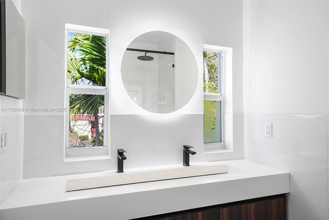 For Sale: $4,747,000 (4 beds, 4 baths, 2846 Square Feet)