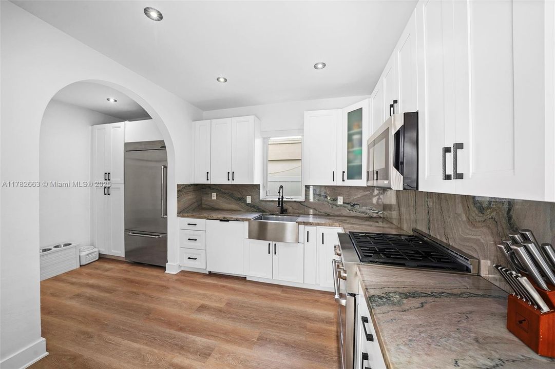 For Sale: $4,747,000 (4 beds, 4 baths, 2846 Square Feet)