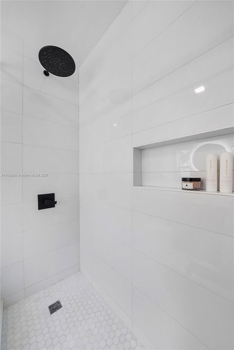 For Sale: $4,747,000 (4 beds, 4 baths, 2846 Square Feet)