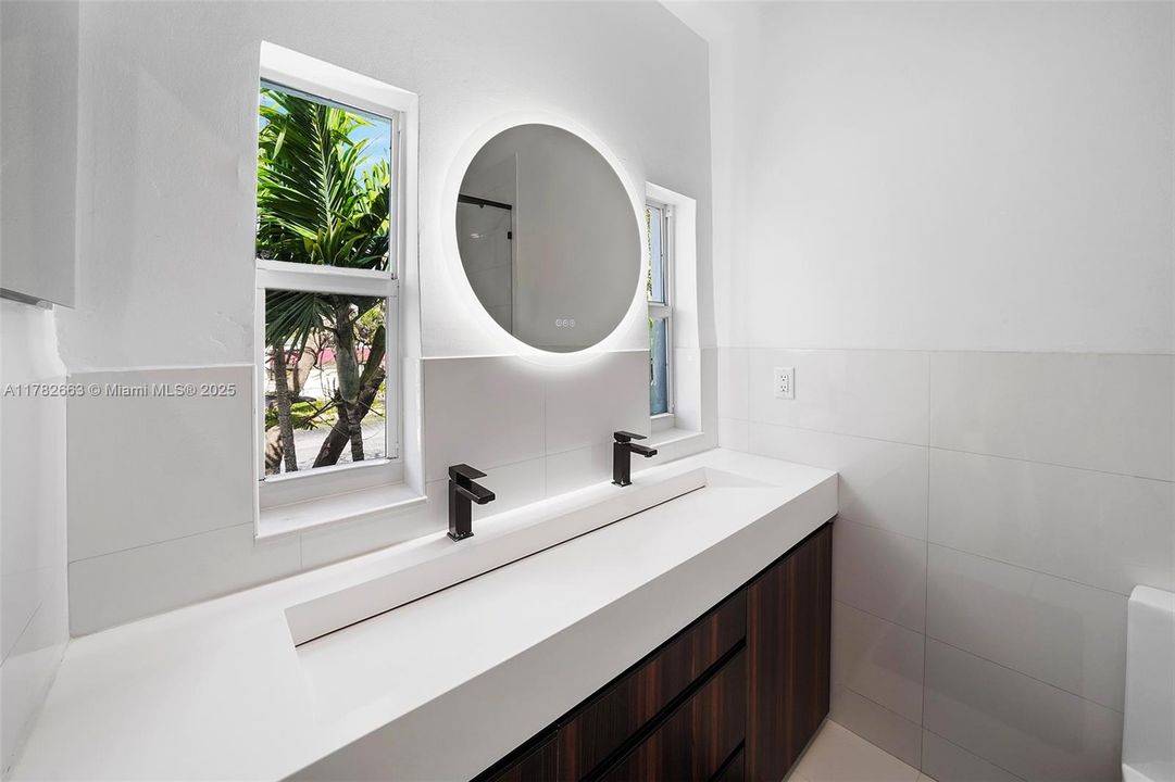 For Sale: $4,747,000 (4 beds, 4 baths, 2846 Square Feet)