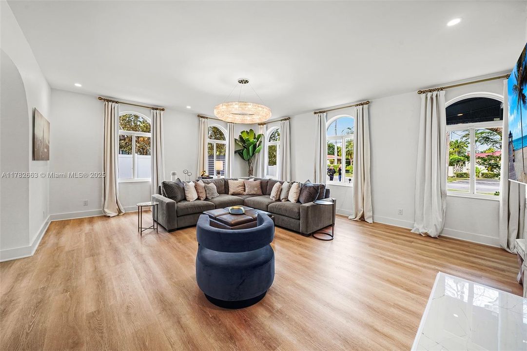 For Sale: $4,747,000 (4 beds, 4 baths, 2846 Square Feet)